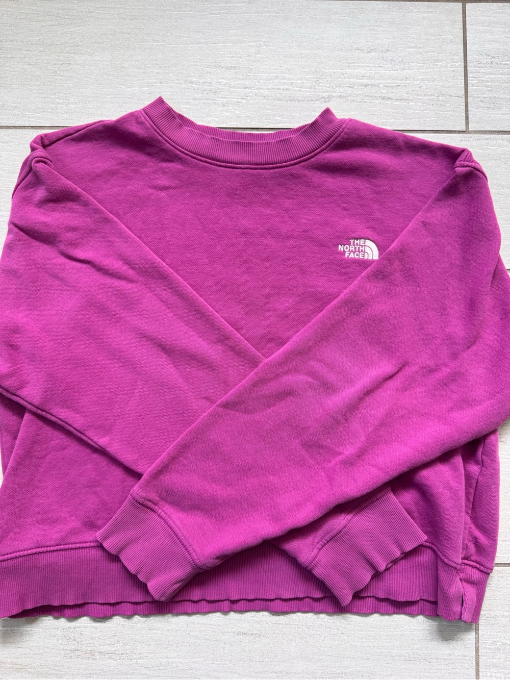 The North Face Women’s Crewneck Sweatshirt - Magenta